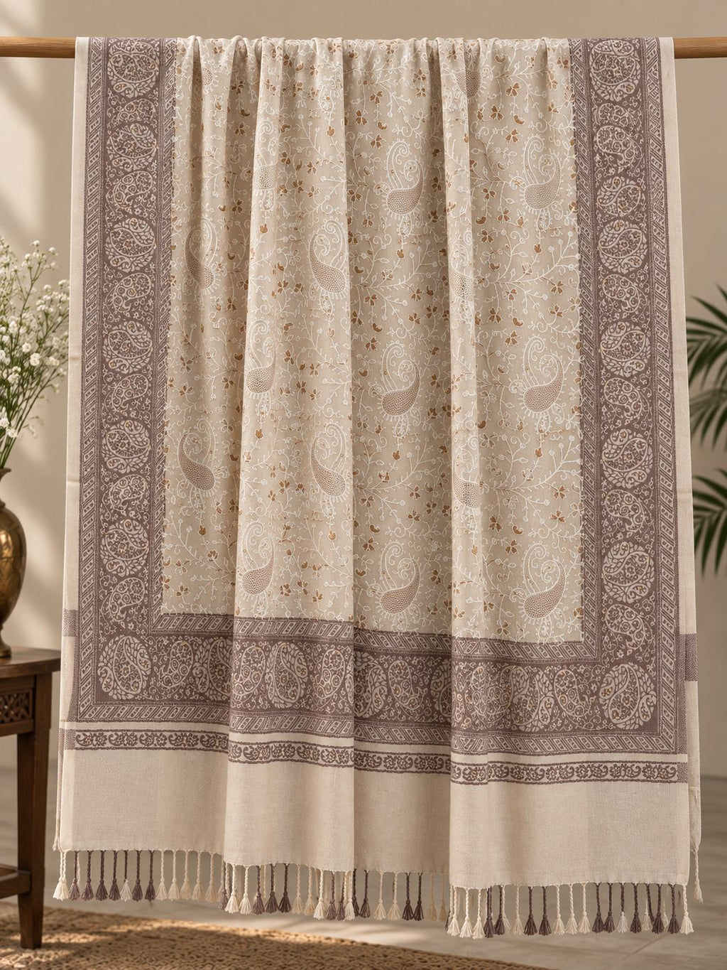 Ivory Mauve Jamawar Paisley Wool Shawl with Tassels